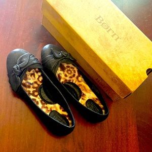 Never worn Born “Molly” Black leather flats, size 7